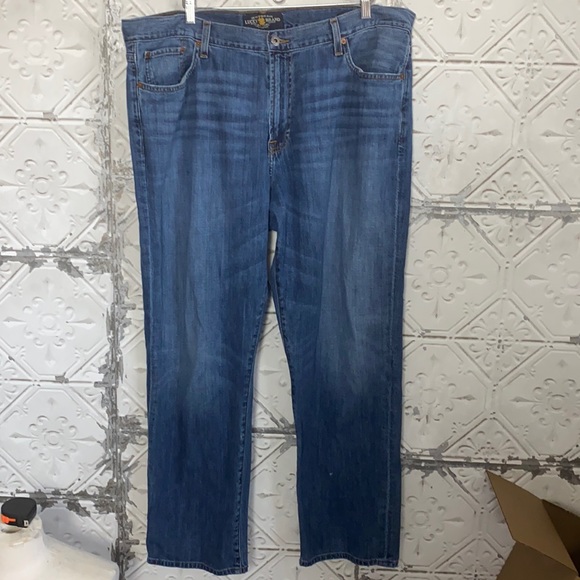 Lucky Brand Other - Lucky jeans relaxed straight jean SIZE 42